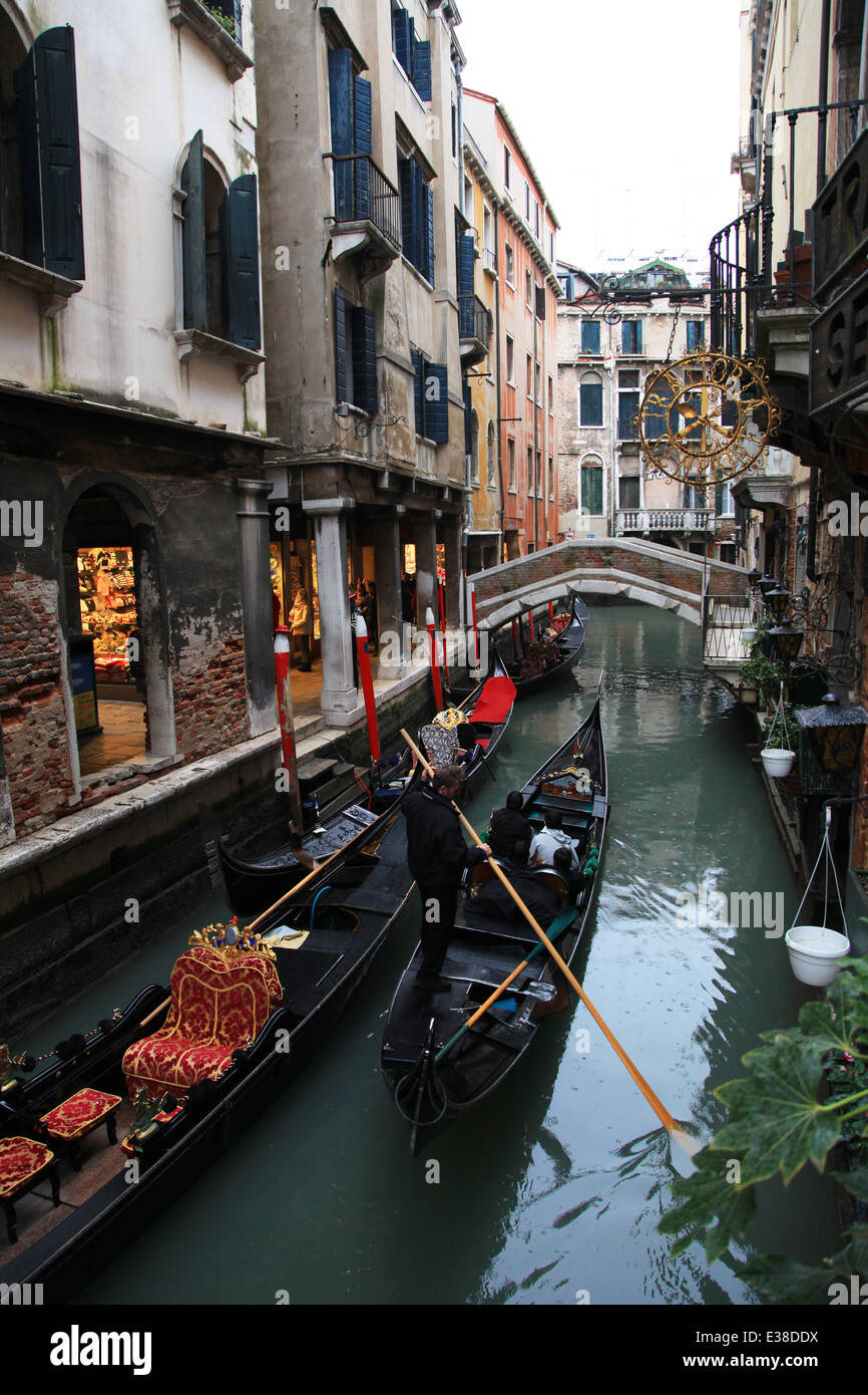 Gondola sul Canal Grande Venezia Foto Stock