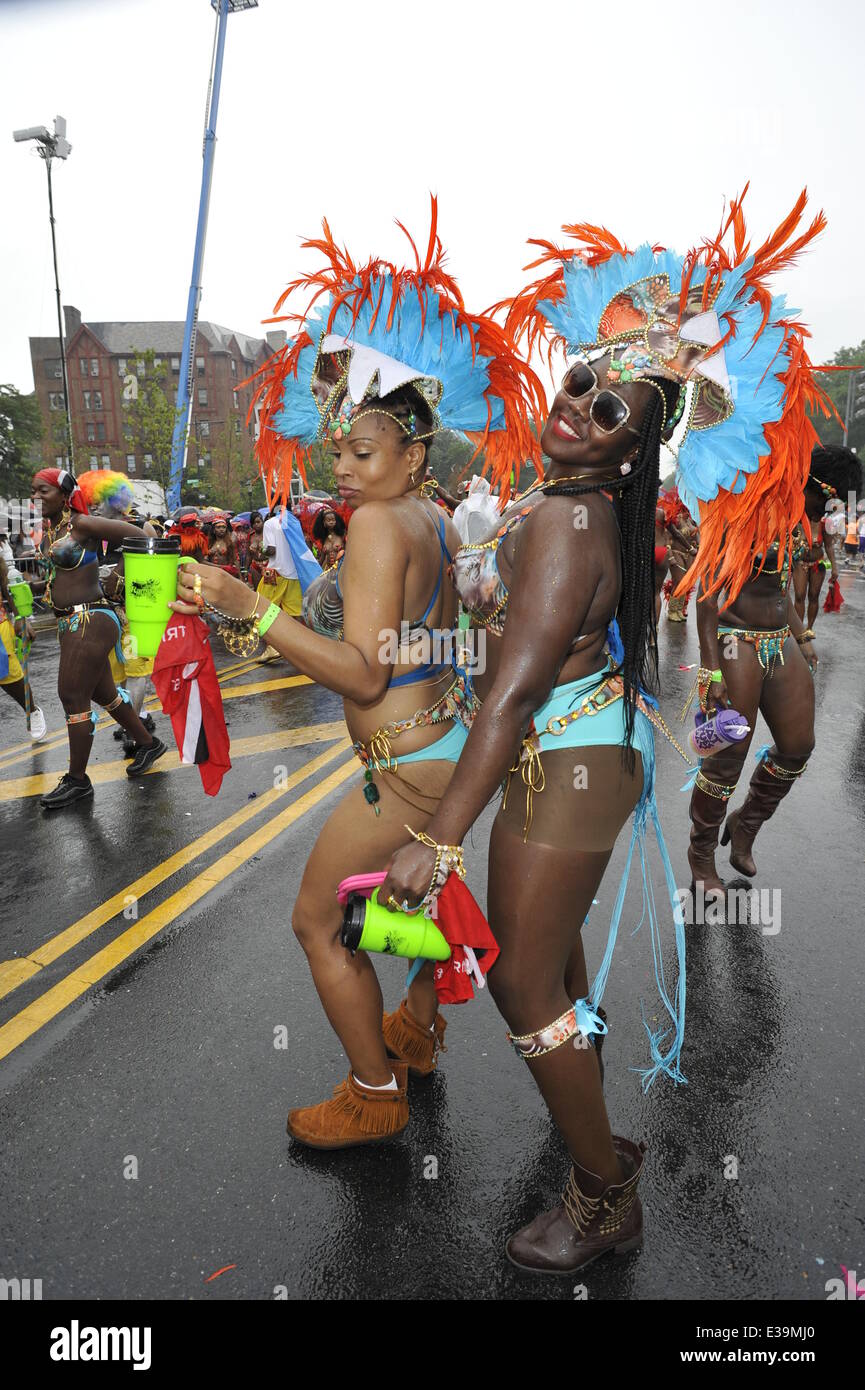 West Indian Day Parade 2013 in Brooklyn dove oltre un milione di persone sono attesi alla quarantaseiesima parata annuale con Foto Stock