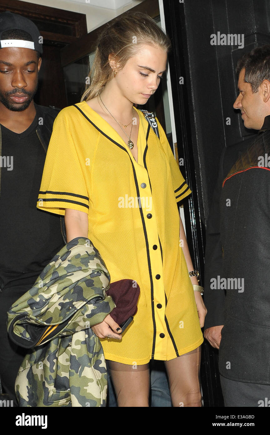 Rihanna e cara Delevingne a Nozomi ristorante dotato: Cara Delevingne dove: Londra, Regno Unito quando: 11 set 2013 Cre Foto Stock