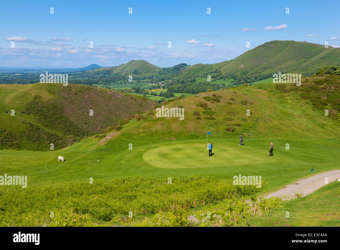 Gli amanti del golf sulla sommità della lunga Mynd, Church Stretton, Shropshire, Inghilterra Foto Stock