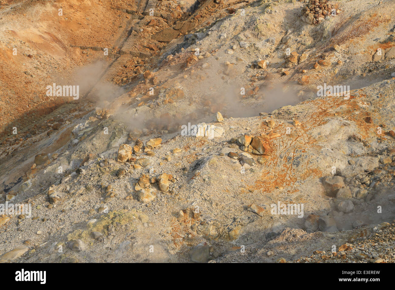 Owakudani, cava di zolfo in Hakone, Giappone Foto stock - Alamy