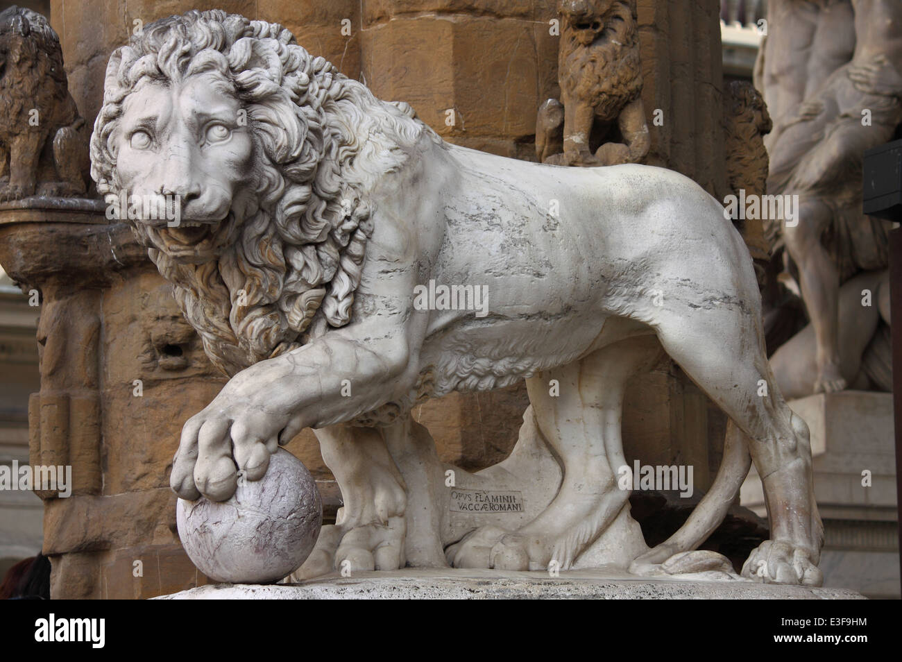 Statua di un leone in piazza della Signoria a Firenze, Italia Foto Stock