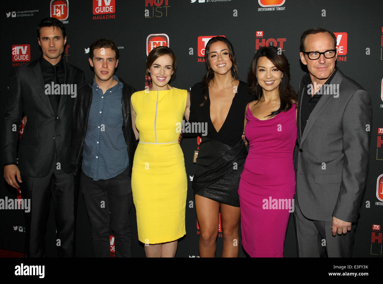 TV Guide Magazine annuale lista calda partito svoltasi presso il Teatro di Emerson con: Brett Dalton,Iain De Caestecker,Elizabeth Henstridge,Chloe Bennett,Ming-Na Wen,Clark Gregg dove: Hollywood, California, Stati Uniti quando: 04 Nov 2013 Foto Stock