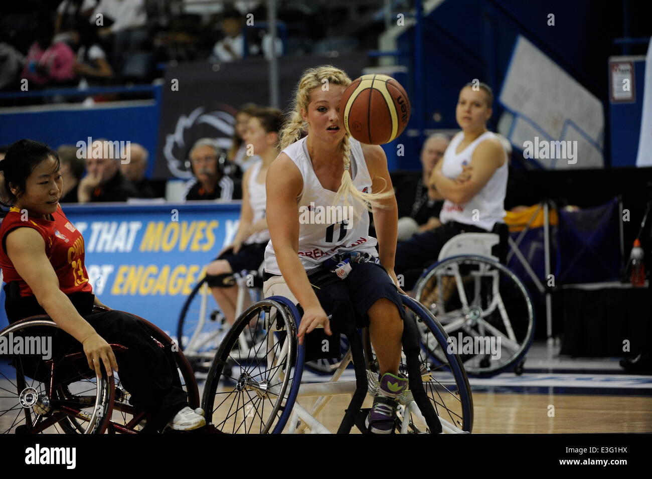 Toronto, Ontario, Canada. Il 23 giugno, 2014. Mondo le donne il basket in carrozzella campionati, Mattamy centro atletico, Toronto Ontario, Canada, Gran Bretagna v Cina - Madeleine Thompsan (GBR) Credito: Peter Llewellyn/Alamy Live News Foto Stock