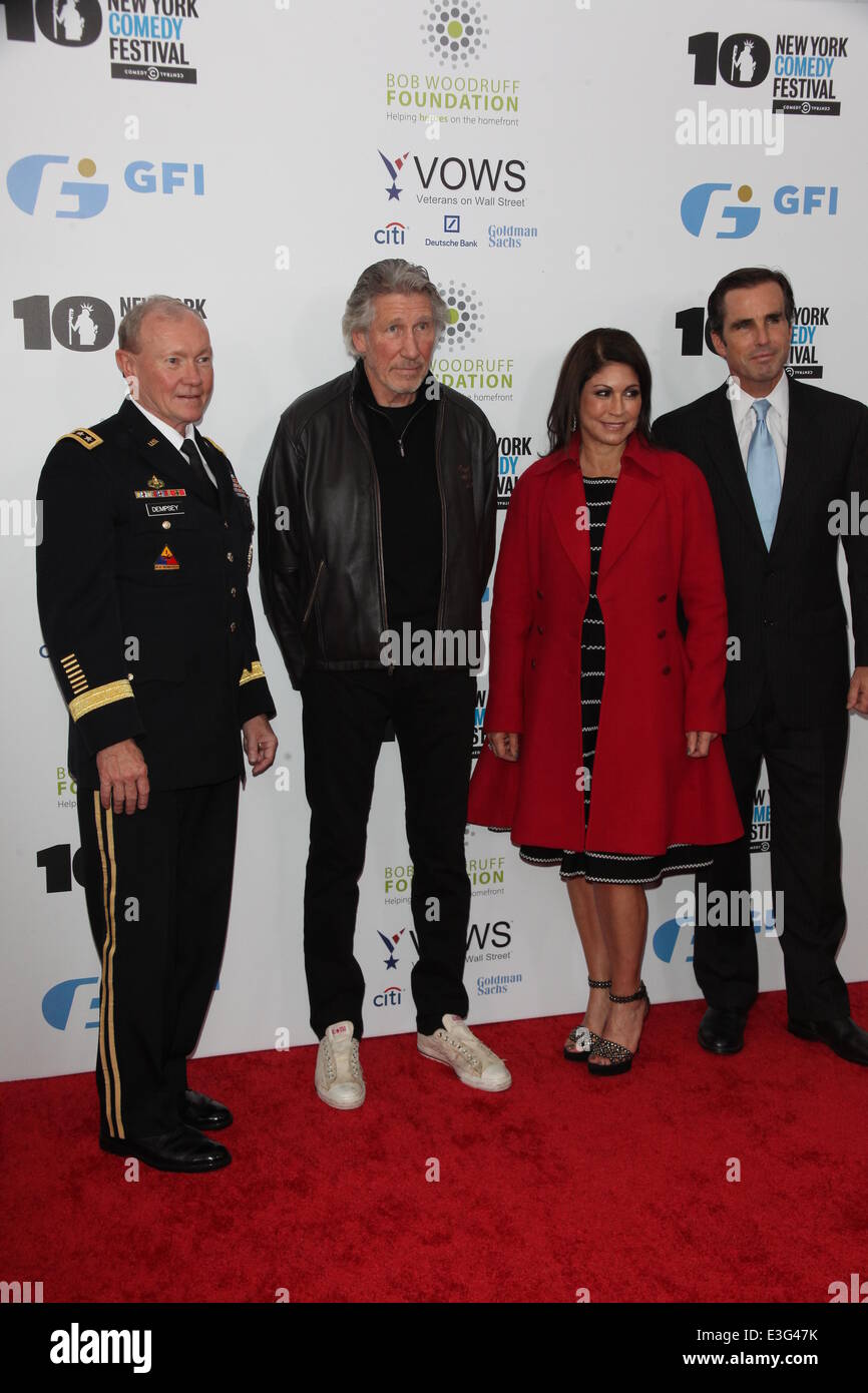 Il New York Comedy Festival e il Bob woodruff Foundation presente il 7° Stand up per gli eroi evento al Teatro presso il Madison Square Garden 4 Penn Plaza offre: Generale,Martin E. Demsey,Roger Waters,Caroline Hearst,Bob Woodruff dove: NYC, New Y Foto Stock