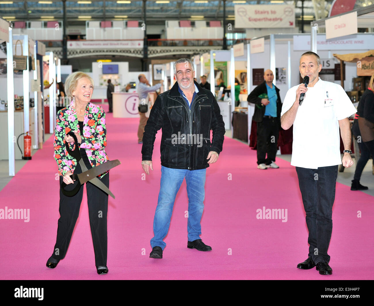 BBC Good Food Show apertura photocall tenutosi presso l'Olympia. Dotato di: Maria Berry,Paul Hollywood,Michel Roux dove: Londra, Regno Unito quando: 15 Nov 2013 Foto Stock