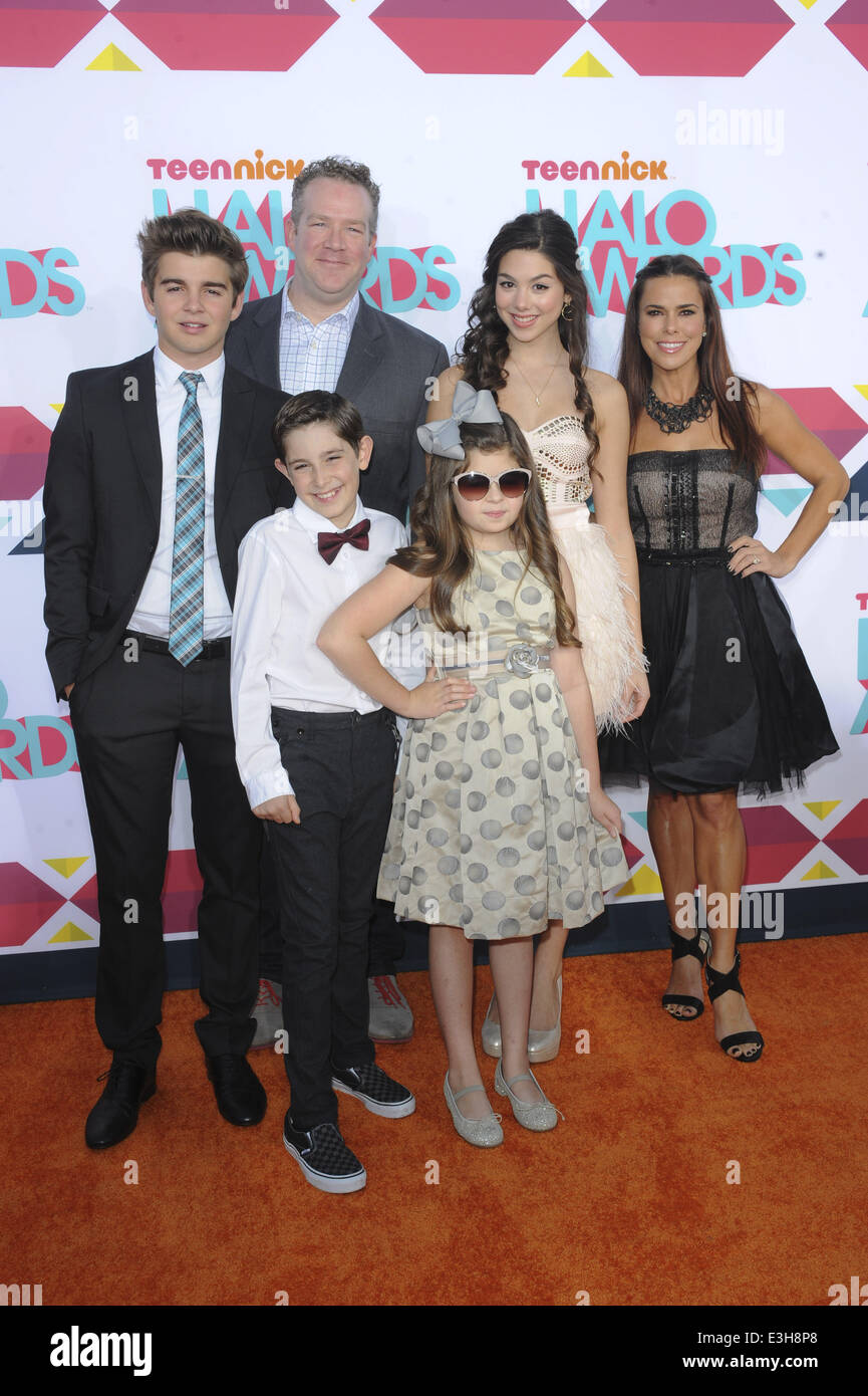 Il quinto annuale Teennick Halo Awards con: il cast del Thundermans dove: Los Angeles, California, Stati Uniti quando: 17 Nov 2013 Foto Stock