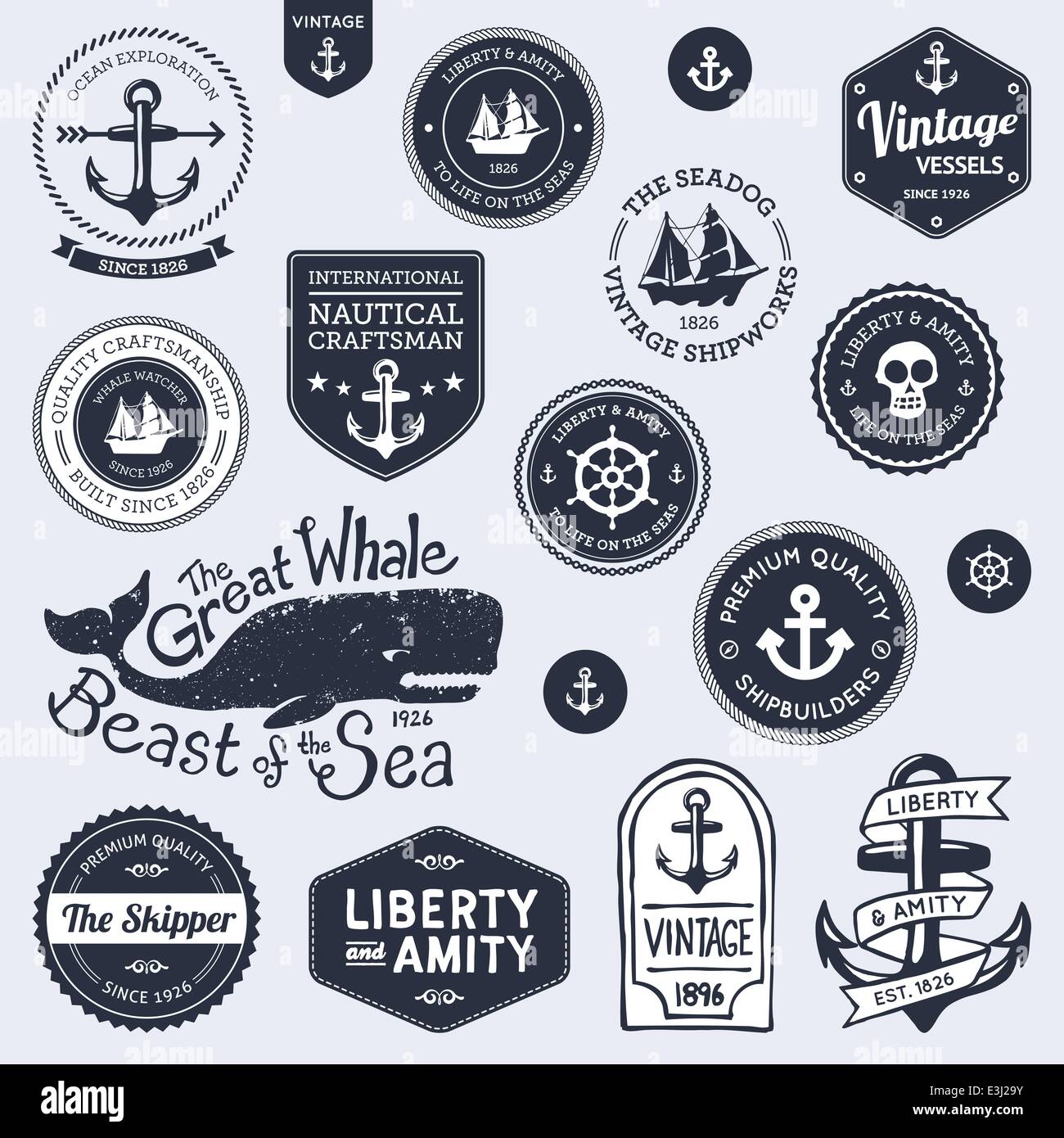 Set di vintage retrò badge nautico ed etichette Illustrazione Vettoriale