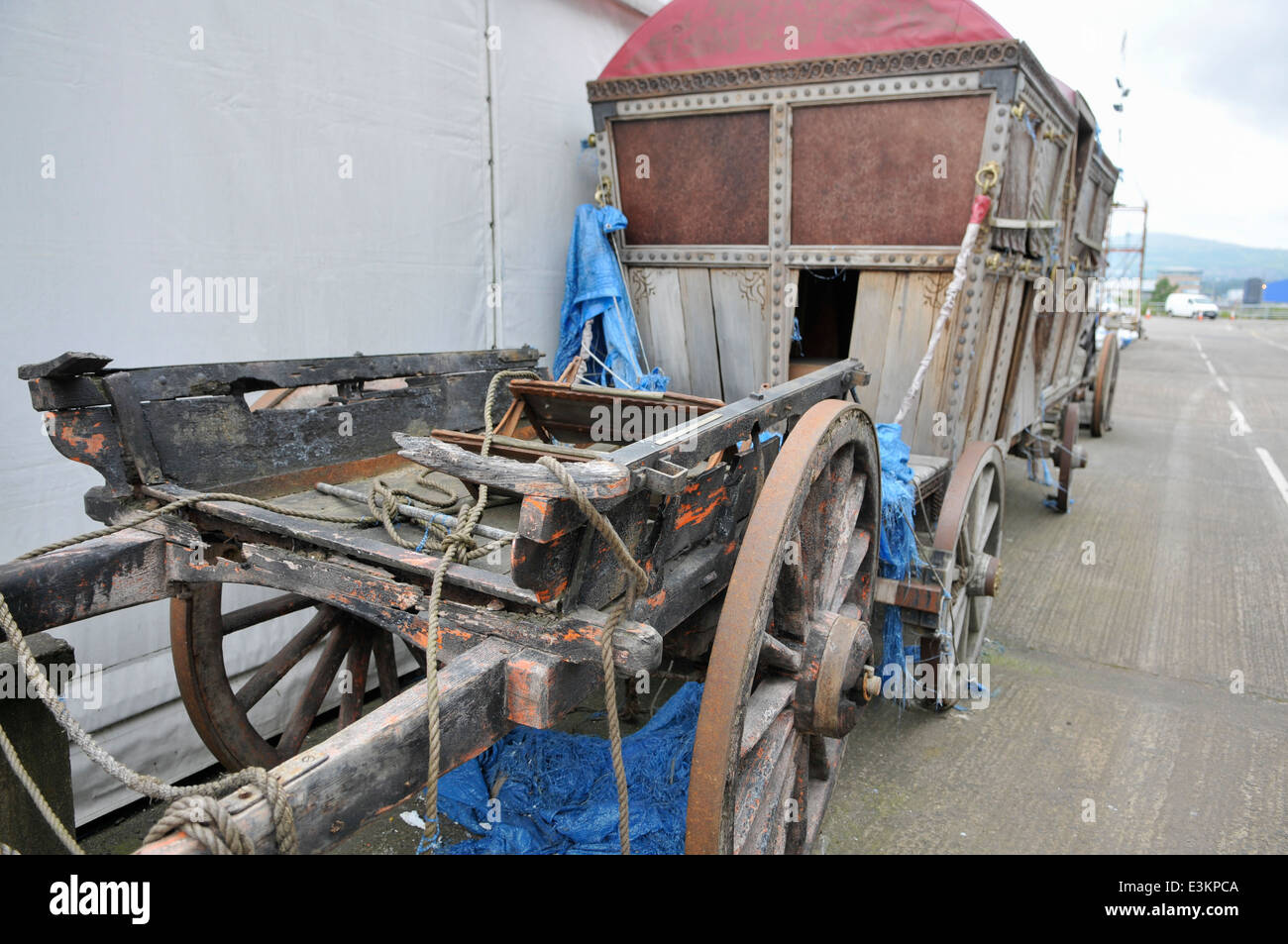 Carrello Horsedrawn utilizzato nella serie 1 del gioco di troni dalla regina Cersei Lannister) Foto Stock