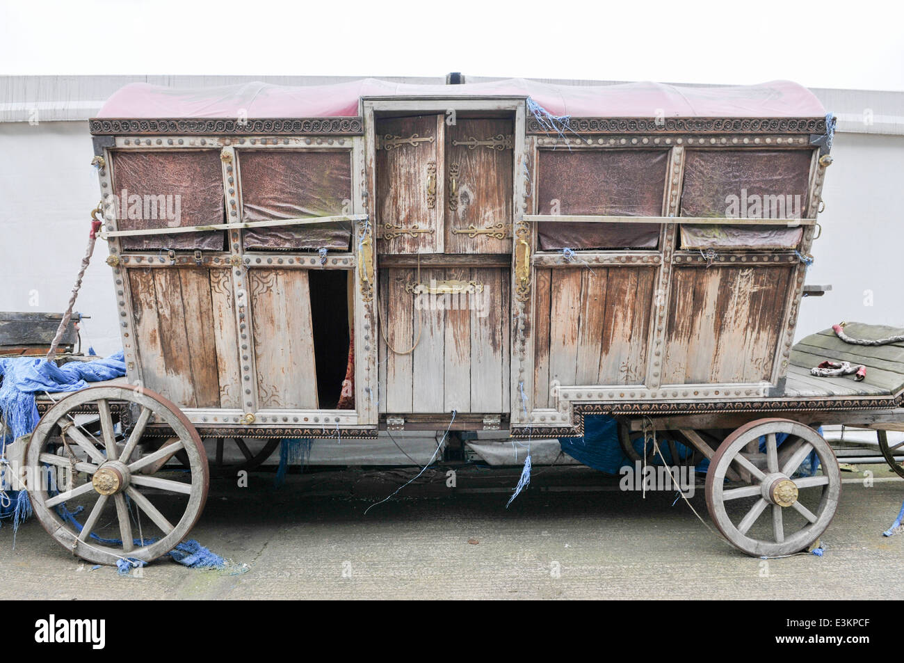 Carrello Horsedrawn utilizzato nella serie 1 del gioco di troni dalla regina Cersei Lannister) Foto Stock