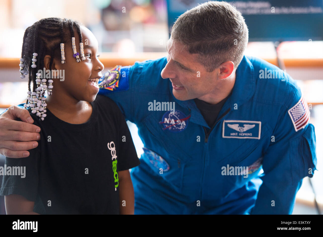 Astronauta Mike Hopkins visita il Maryland Science Center Foto Stock