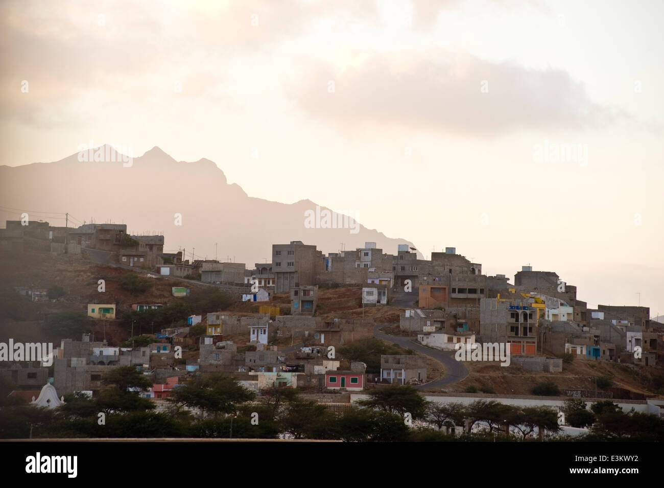 Case di abitazione nei pressi di Mindelo, Sao Vicente Isola, Capo Verde Foto Stock