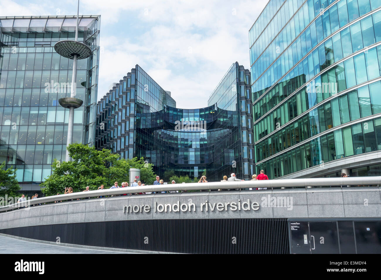 Architettura moderna a South Bank Southwark più Londra Riverside Foto Stock