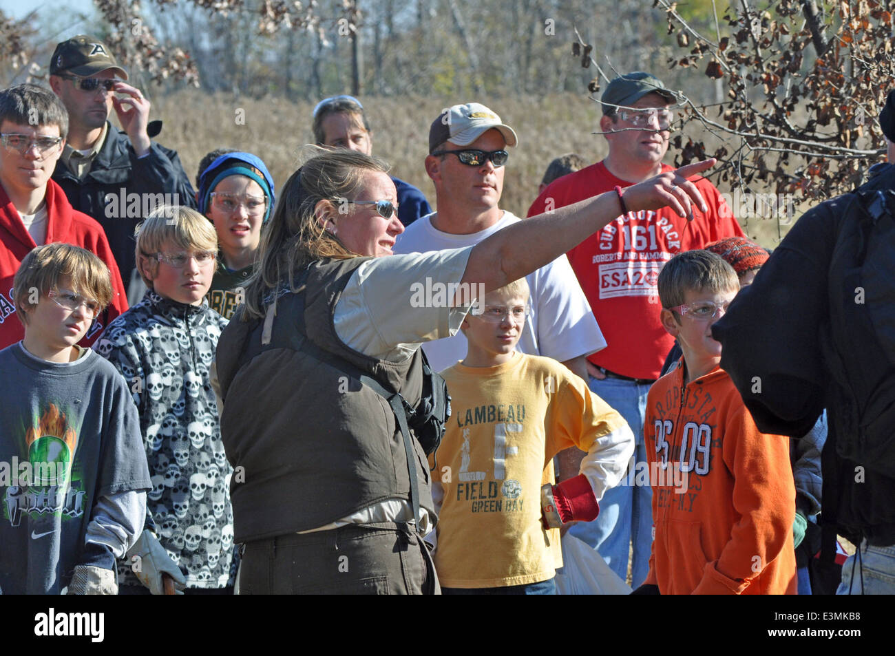 L'iniziativa "Safety First--Safety Always", in collaborazione con i Boy Scout, promuove la tutela ambientale e la sicurezza all'aperto. Si concentra sul ripristino di paesaggi di savana di quercia nel distretto di gestione delle zone umide di St. Croix, aderendo ai principi di Leave No Trace. Foto Stock