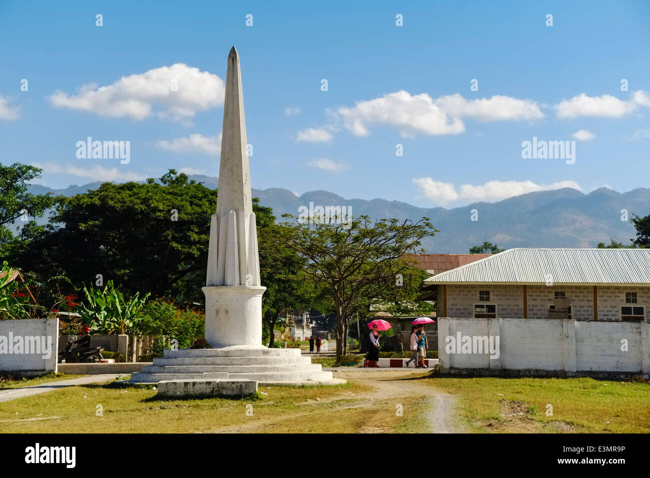 Indipendenza monumento di Nyaung Shwe, Myanmar, Asia Foto Stock