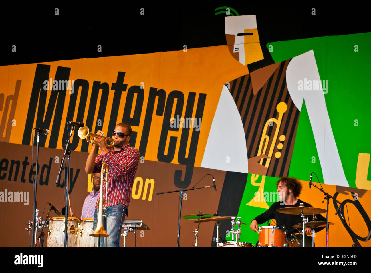 TROY ANDREWS sapere come TROMBONE SHORTY esegue con la sua band sul palco del giardino - 2010 MONTEREY JAZZ FESTIVAL, CALIFORNIA Foto Stock