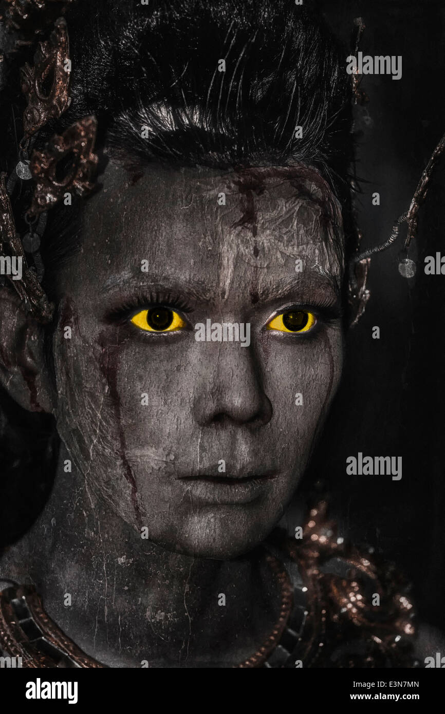 Vampiro di Halloween. Immagine effetto pittorico e testurizzato di un vampiro maschile - Halloween evento Foto Stock