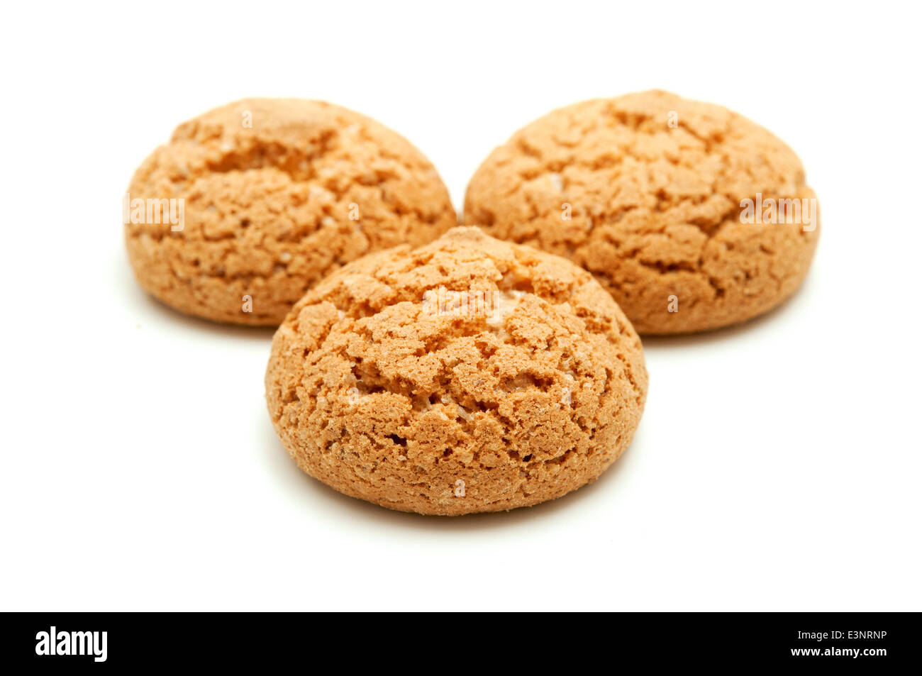 Gli amaretti di Saronno su sfondo bianco Foto Stock