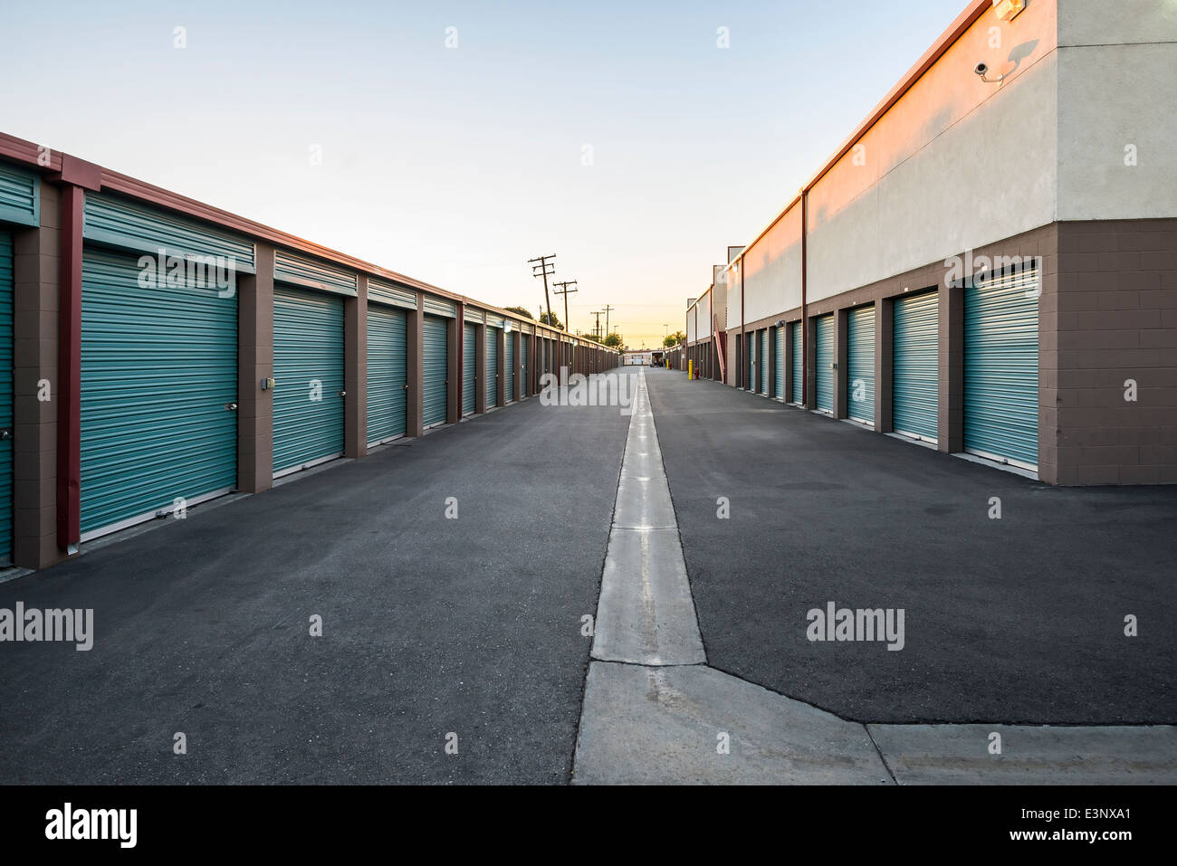 Pulito e moderno self storage units. Foto Stock