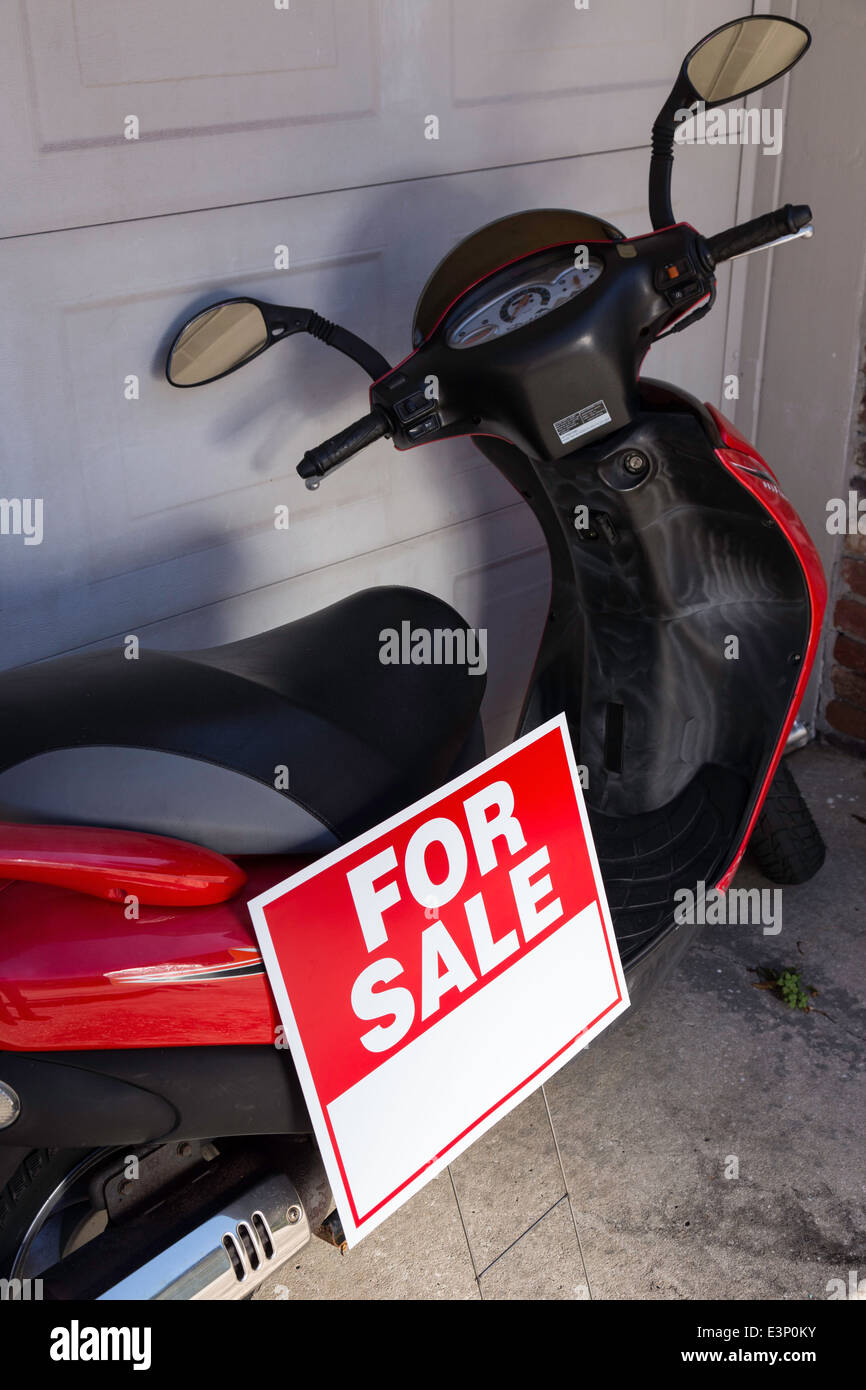 Scooter usati per la vendita dal proprietario, STATI UNITI D'AMERICA Foto  stock - Alamy