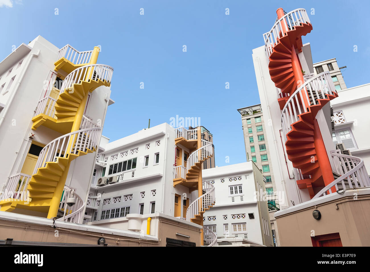 Colorata scala a chiocciola in Vicolo del Villaggio di Bugis Area in Singapore Foto Stock