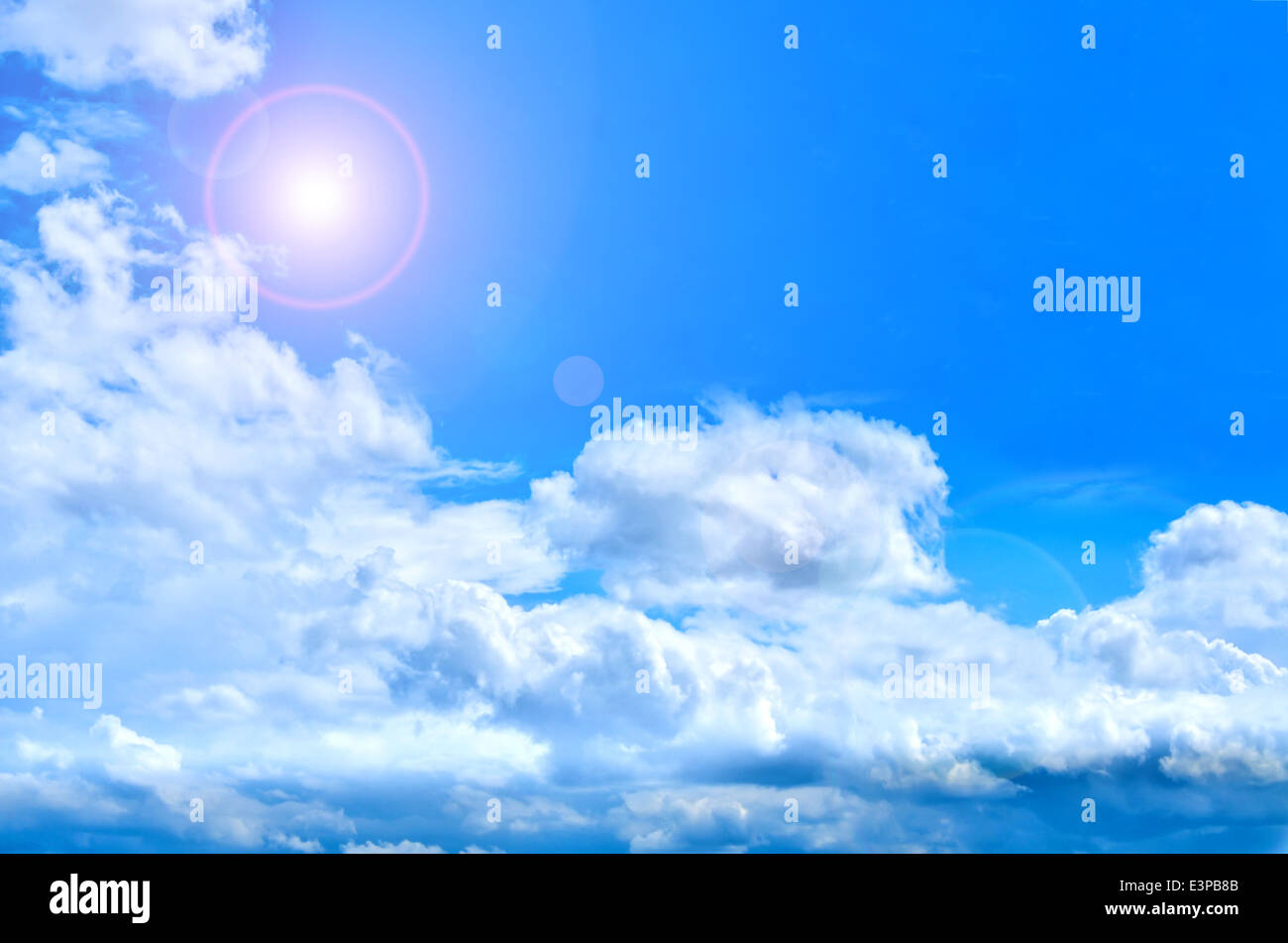 Il cloud in cielo blu Foto Stock