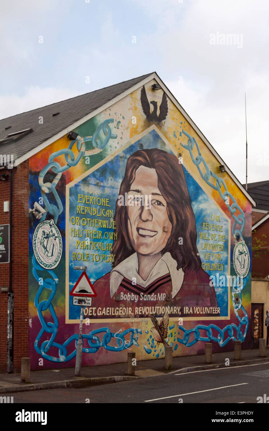 Il Murale della fame-scontrino Bobby Sands su Falls Road, West Belfast, County Antrim, Irlanda del Nord, Regno Unito. Foto Stock