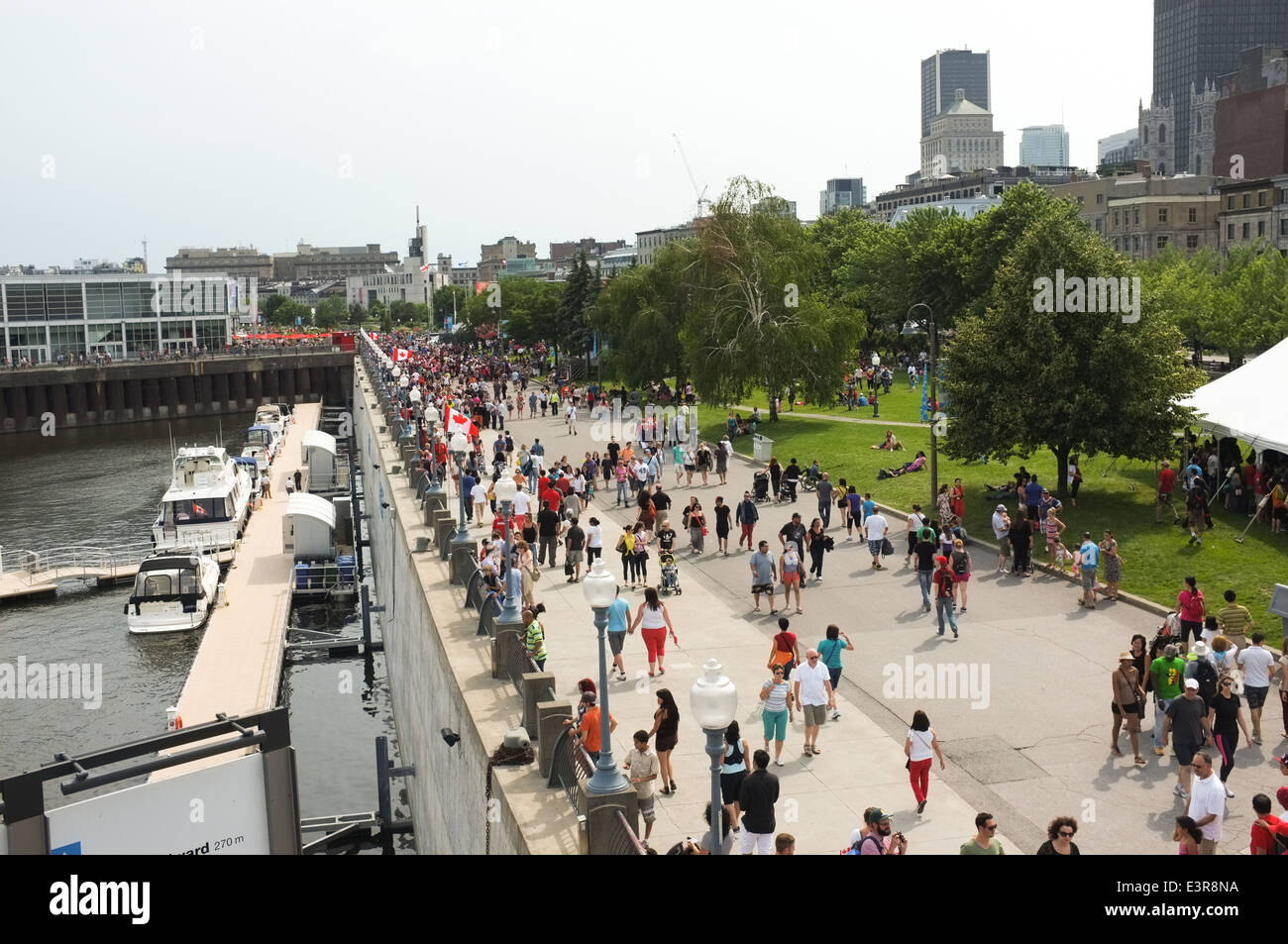 Il Canada alle celebrazioni del giorno nel Vecchio Porto di Montreal, Que. Foto Stock