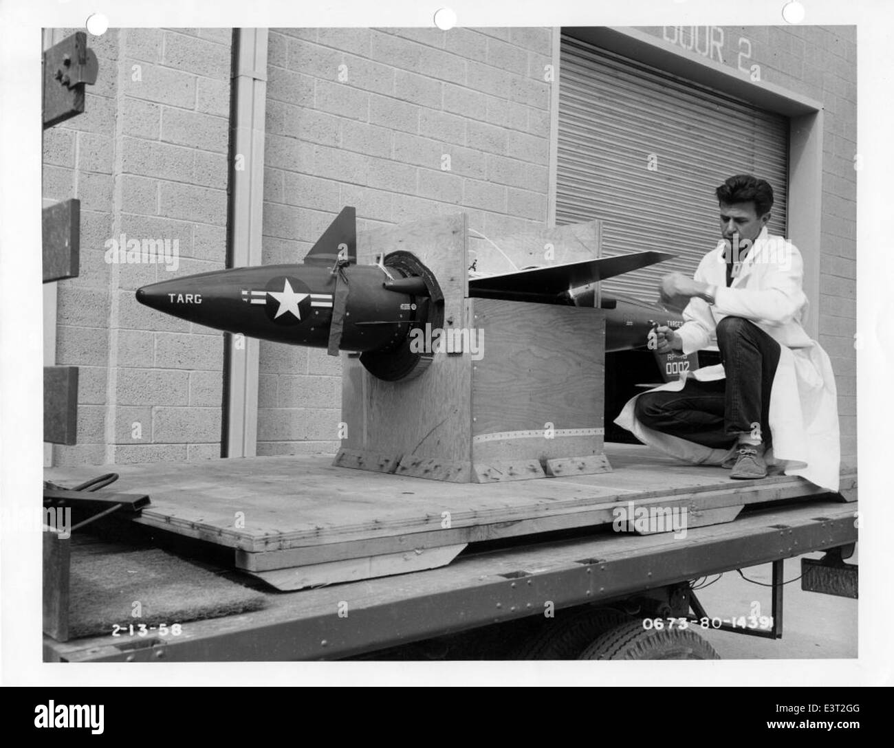 Questa scansione mostra il Radioplane RP-76, sviluppato dalla Ryan Aeronautical nel 1958. L'RP-76 era un drone bersaglio radiocontrollato utilizzato per addestrare il personale militare in combattimento aria-aria. Faceva parte della serie di droni Firebee, che furono tra i primi del loro genere, pionieri della tecnologia di volo telecomandata. Foto Stock