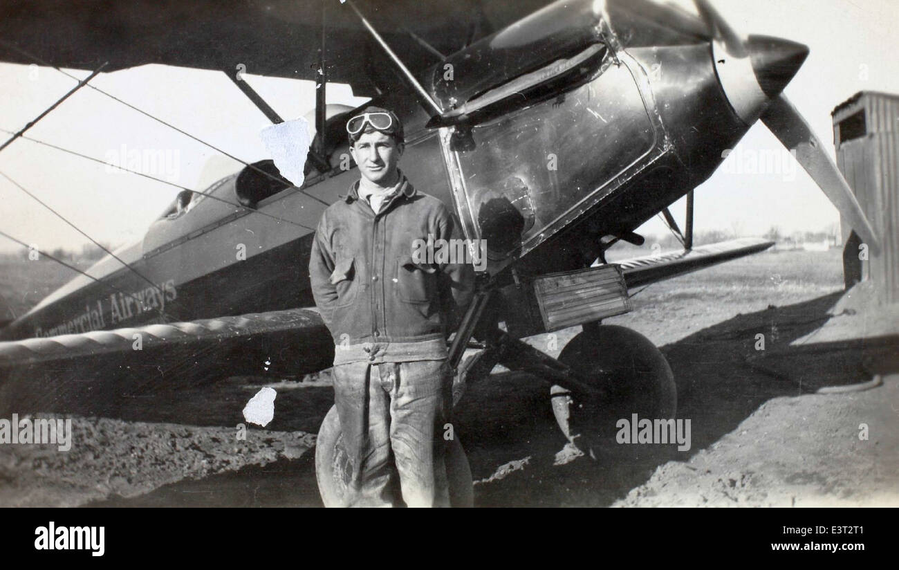Questa foto fa parte della Andrew Fodor Collection, che include immagini significative relative alla storia dell'aviazione. La collezione è nota per la sua attenzione all'aviazione precoce e alle figure chiave del settore. Foto Stock