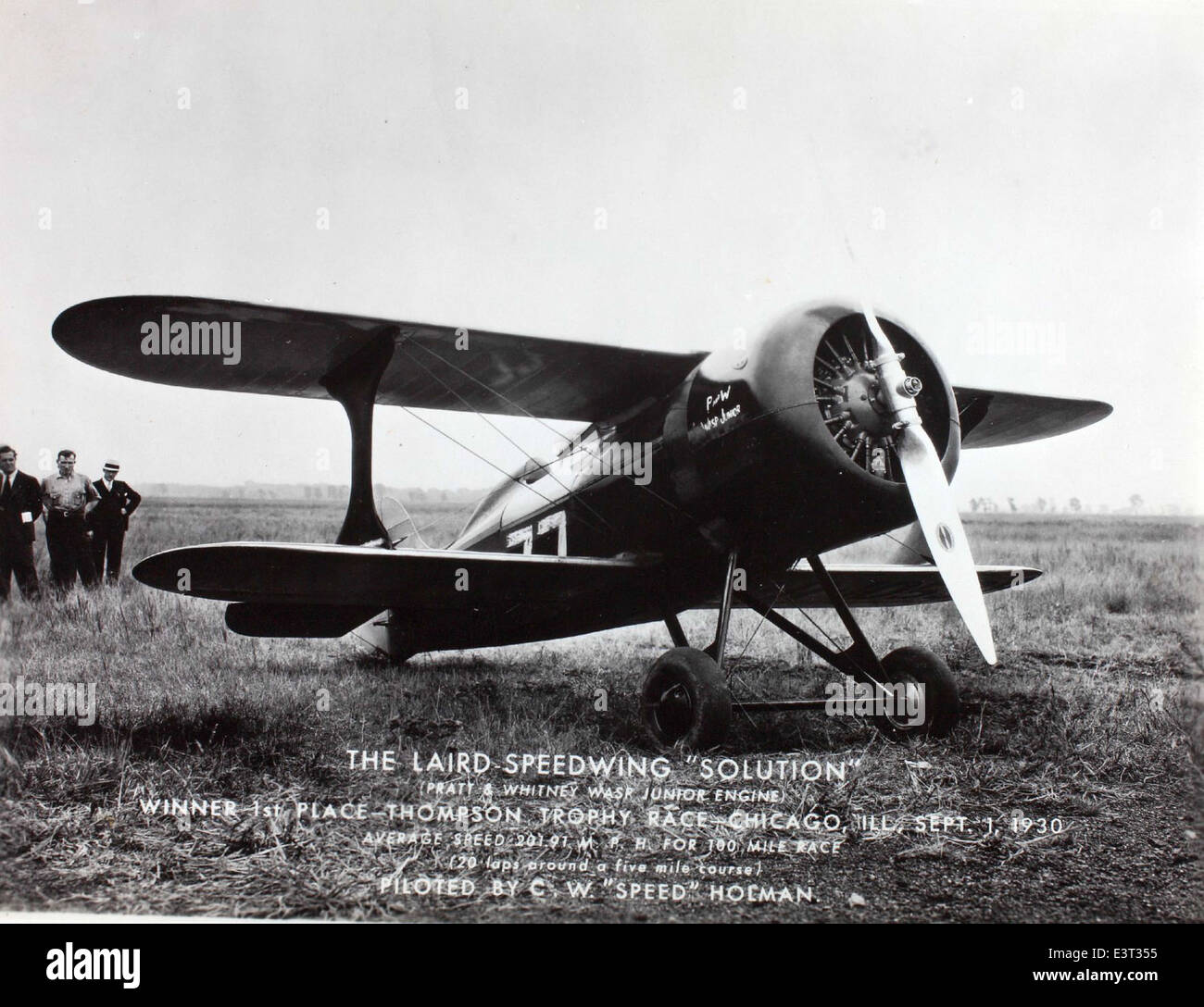 Questa immagine mostra un biplano da corsa costruito dalla E. M. Laird Airplane Company, nota come soluzione Laird (LC-DW300). L'aereo, alimentato da un motore Pratt & Whitney R-985 Wasp Junior, fu progettato per le corse ad alta velocità e gli eventi di aviazione all'inizio del XX secolo. Foto Stock