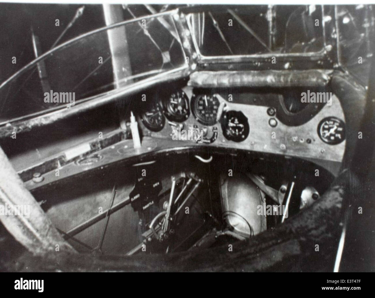 Lo SPAD VII era un biplano francese utilizzato durante la prima guerra mondiale. Era noto per la sua agilità e le sue prestazioni in combattimento, servendo come uno dei combattenti alleati più efficaci durante il conflitto. Foto Stock