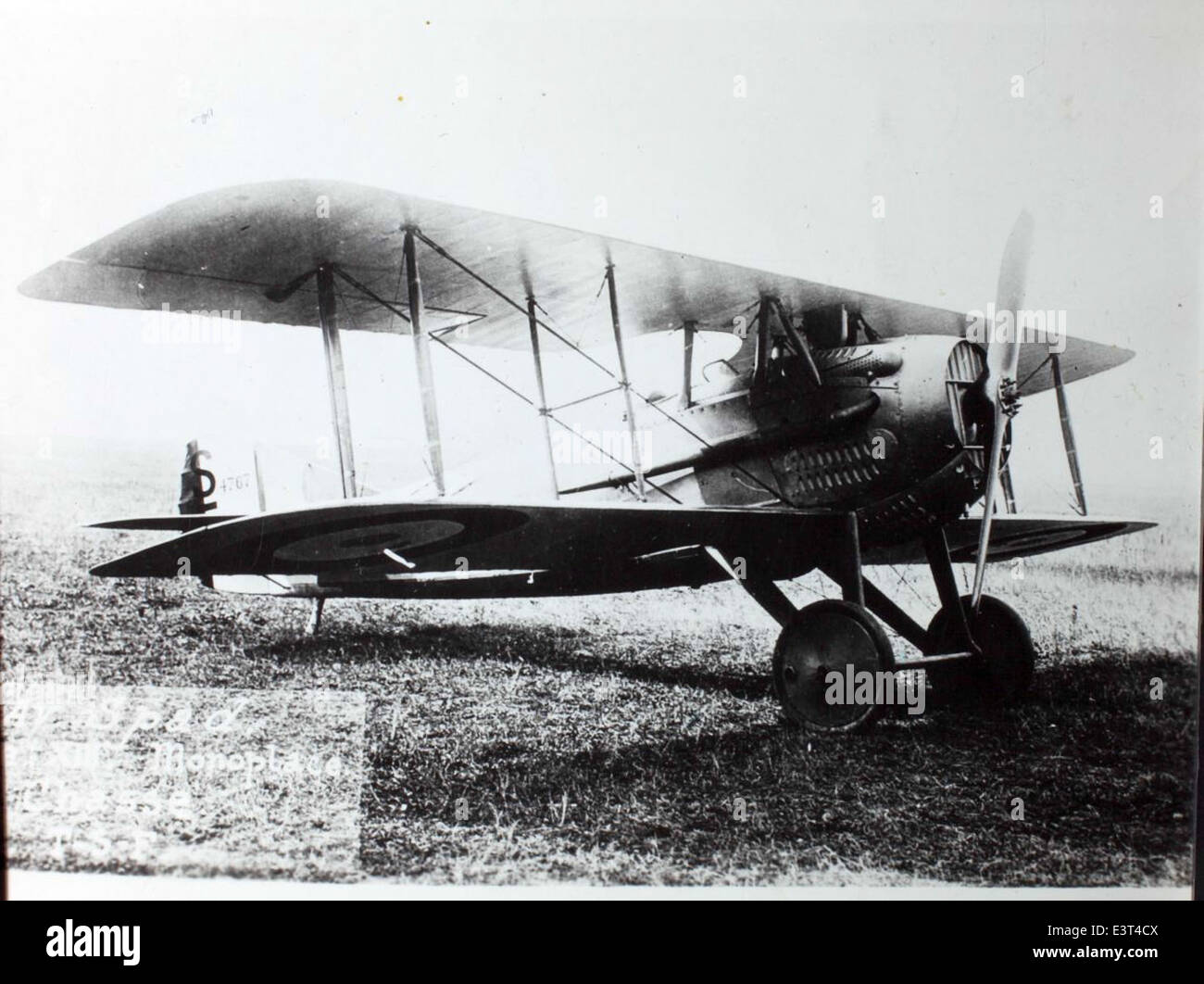 Lo SPAD VII era un biplano francese utilizzato durante la prima guerra mondiale noto per la sua velocità e agilità, era un aereo dominante nel combattimento aereo, servendo sia con gli squadroni francesi che con quelli americani durante il conflitto. Foto Stock