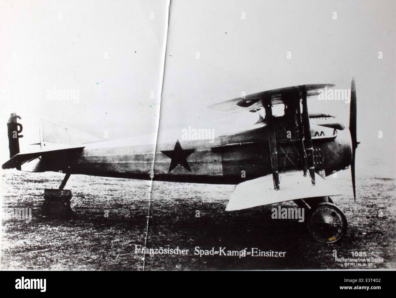 Lo SPAD VII era un caccia francese utilizzato durante la prima guerra mondiale. Era uno dei velivoli di maggior successo del suo tempo, con una reputazione per la sua velocità, manovrabilità e potenza di fuoco, giocando un ruolo significativo nell'assicurare la superiorità aerea durante la guerra. Foto Stock