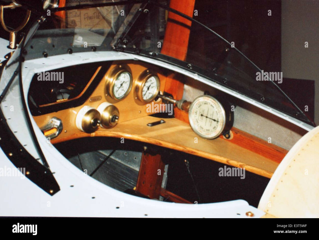 Lo SPAD VII era un caccia francese utilizzato durante la prima guerra mondiale. Era noto per la sua velocità e manovrabilità, giocando un ruolo cruciale nel combattimento aereo durante la guerra. Foto Stock