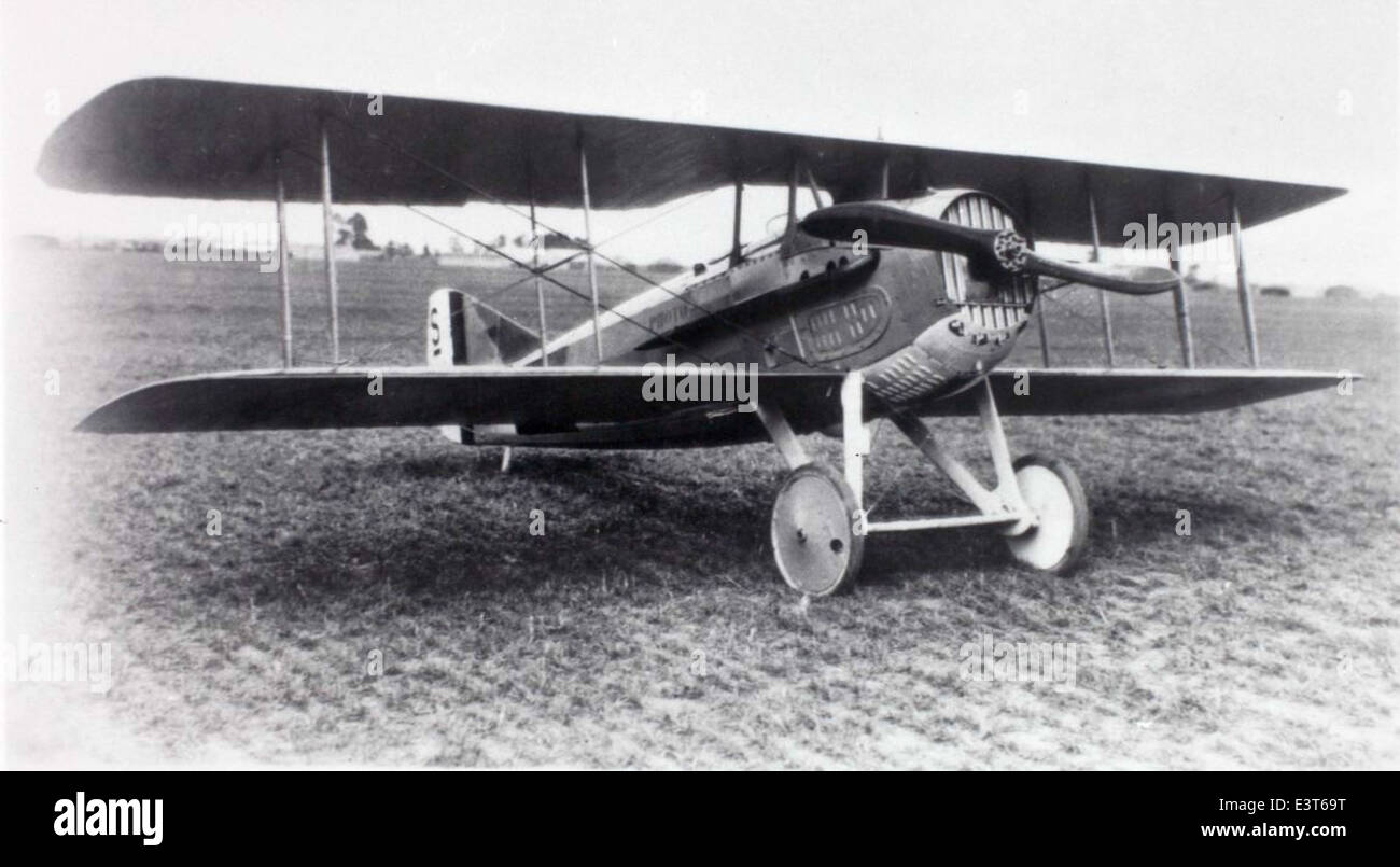 Lo SPAD XIII era un caccia biplano francese utilizzato durante la prima guerra mondiale. Fu uno dei caccia alleati di maggior successo, noto per la sua velocità e potenza di fuoco. Foto Stock