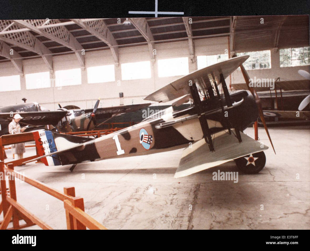 Lo SPAD XIII era un aereo da caccia francese utilizzato nella prima guerra mondiale, noto per la sua velocità e potenza di fuoco. Divenne uno dei velivoli più efficaci del servizio aereo francese e fu utilizzato anche dai piloti americani durante la guerra. Foto Stock