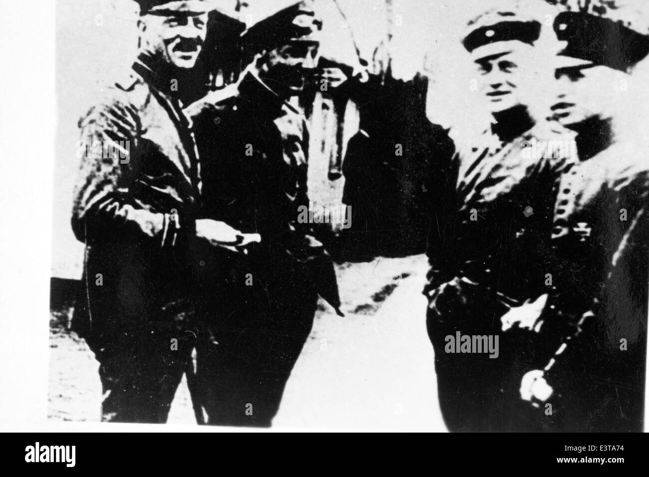 Il Jagdstaffel 11, uno squadrone di caccia tedesco durante la prima guerra mondiale, era guidato dal famoso pilota Lou Larson. Noto per la loro efficacia di combattimento, lo squadrone giocò un ruolo significativo nella guerra aerea durante il conflitto. Foto Stock