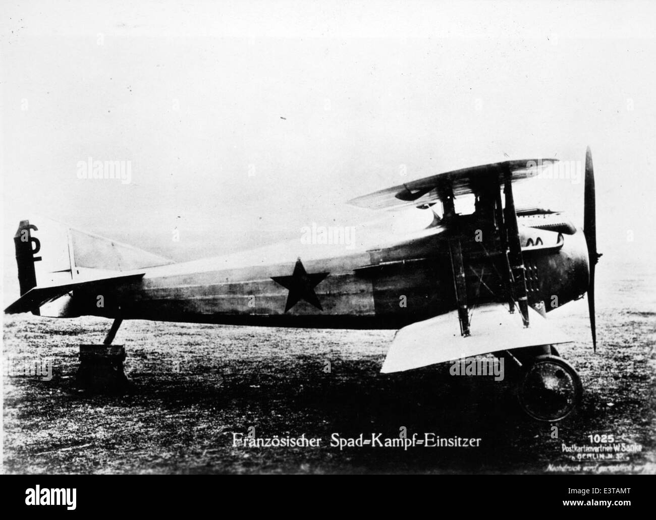 Lo SPAD VII era un biplano francese utilizzato durante la prima guerra mondiale. Questo esempio catturato, preso dalle forze tedesche, mostra l'importanza dell'aereo nel combattimento aereo della grande Guerra. Foto Stock