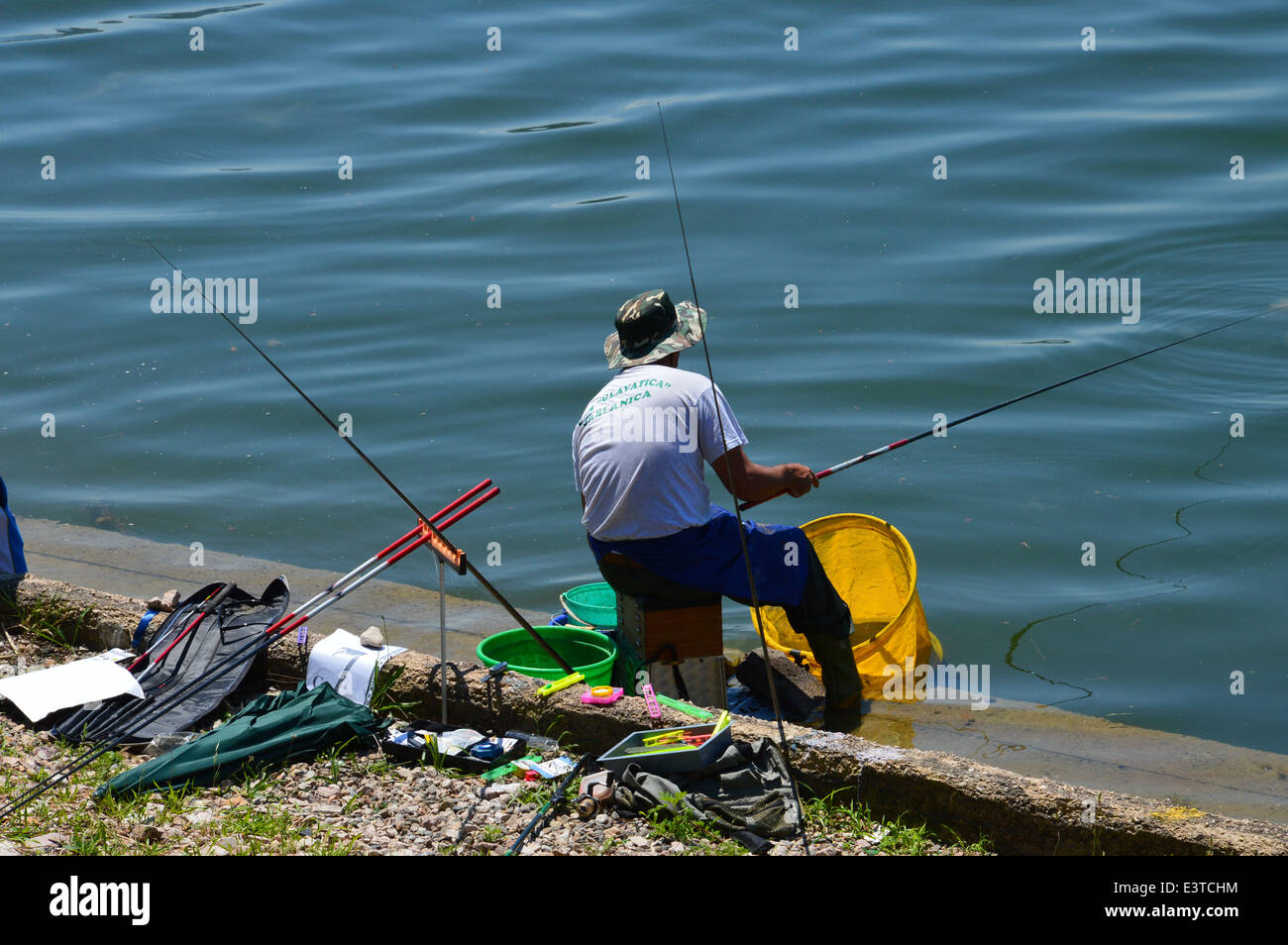 9 tazza di Adriatico paesi Danubion Modrac 2014. della pesca sportiva 28-29.Giugno del lago Modrac in Bosnia ed Erzegovina. Foto Stock