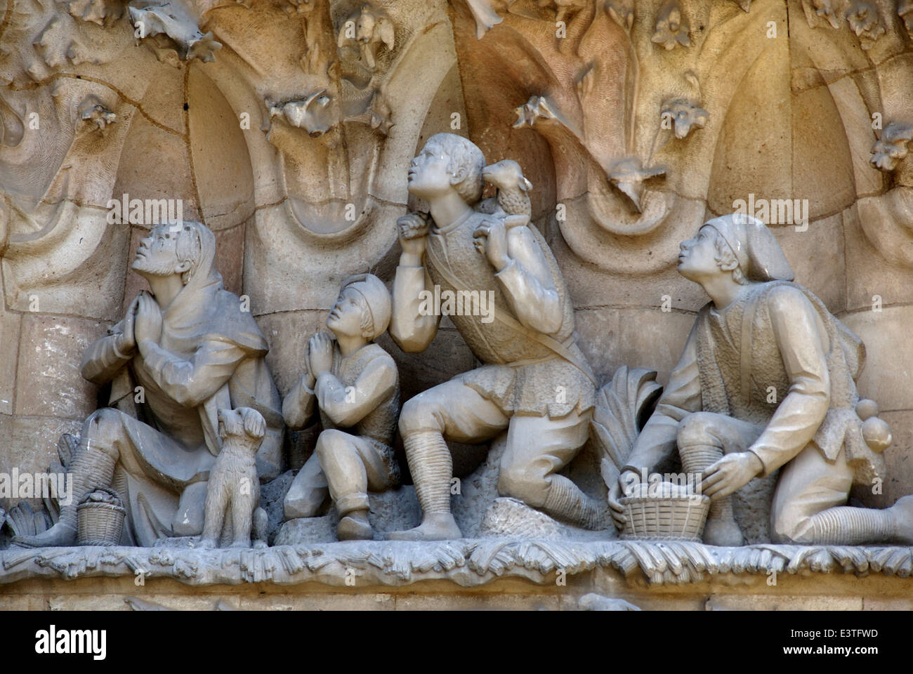 La Sagrada Familia, Cattolica basilica in costruzione a Barcellona, in Catalogna, Spagna. progettato da Antoni Gaudi Foto Stock