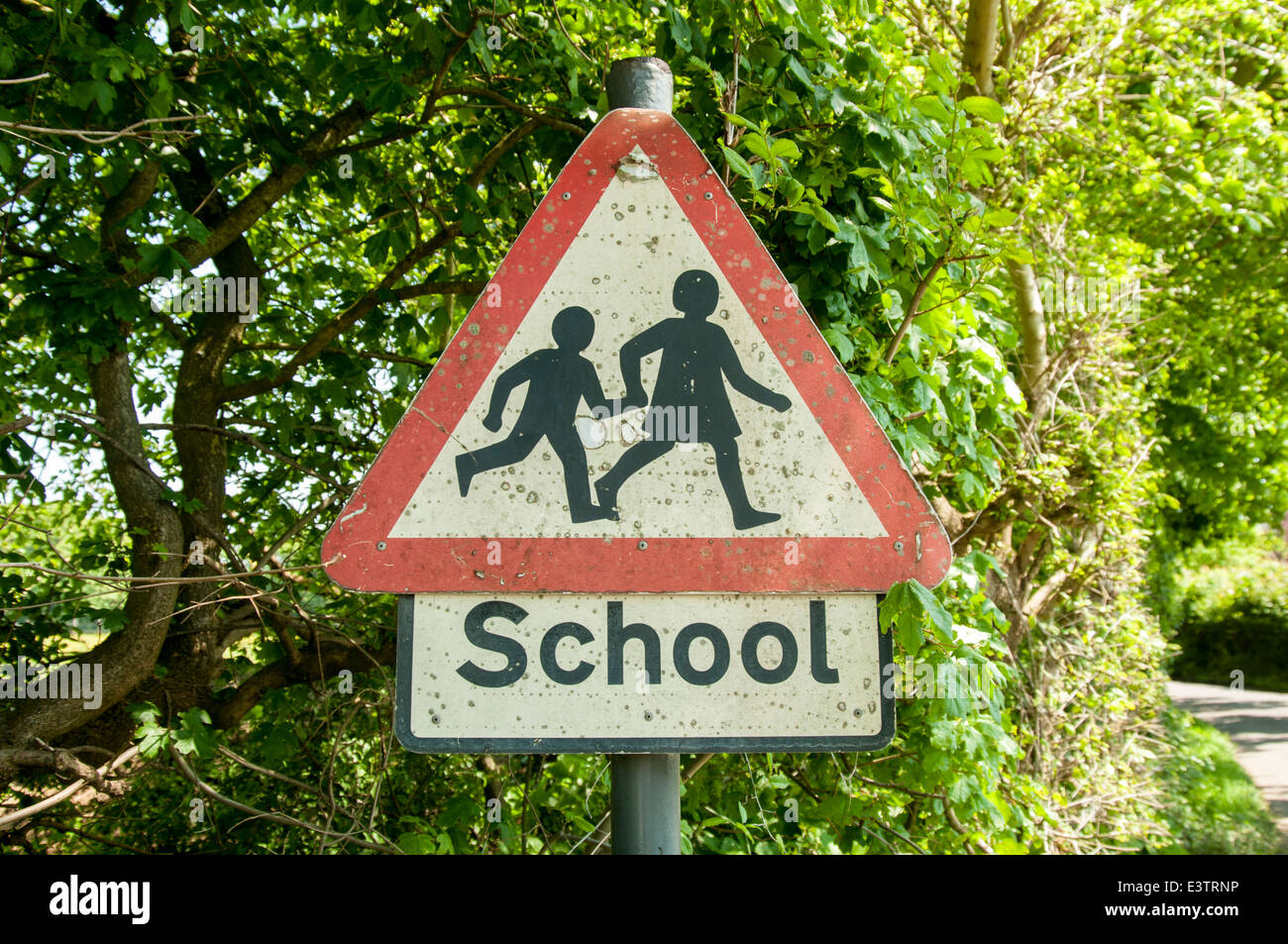 School Road sign, bambini crossing Foto Stock