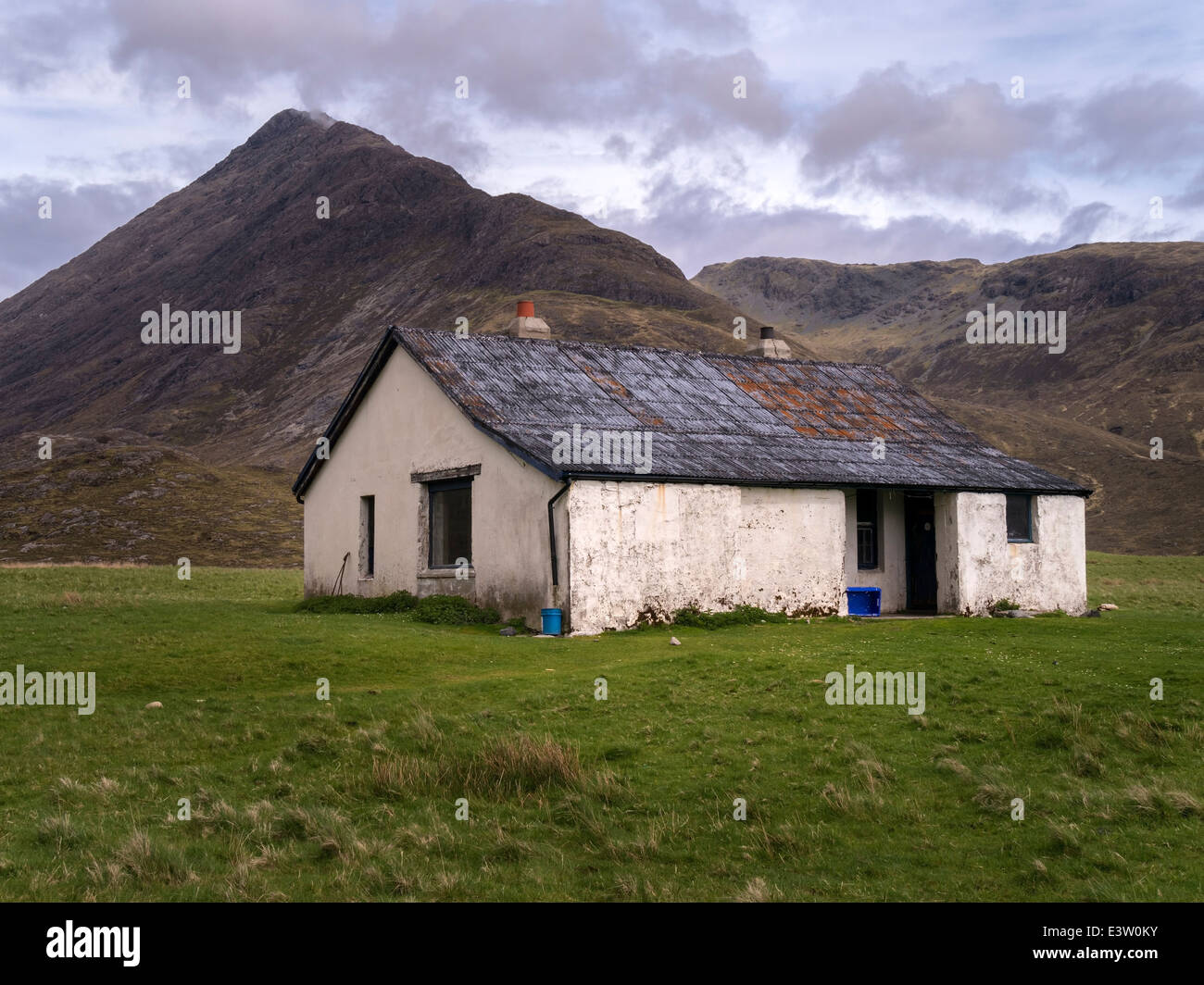 Old Camasunary bothy / Walkers Hut, Isola di Skye, Scozia, Regno Unito Foto Stock