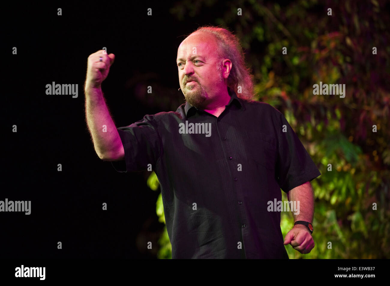 Bill Bailey stand-up comedian di eseguire sul palco dell'evento finale del Festival di fieno 2014 ©Jeff Morgan Foto Stock