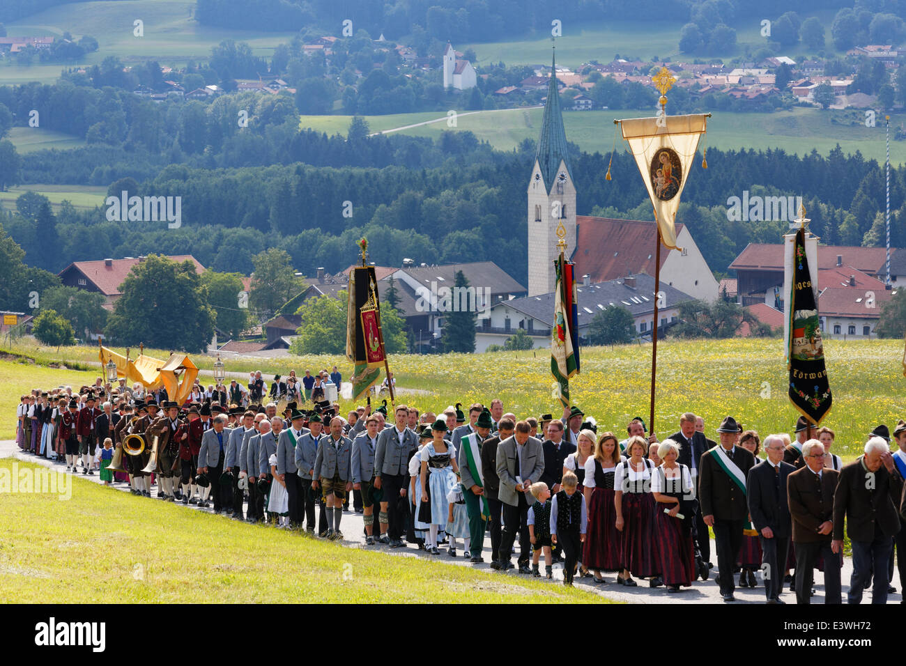 Processione del Corpus Domini, Törwang, Samerberg, Chiemgau, Alta Baviera, Baviera, Germania Foto Stock