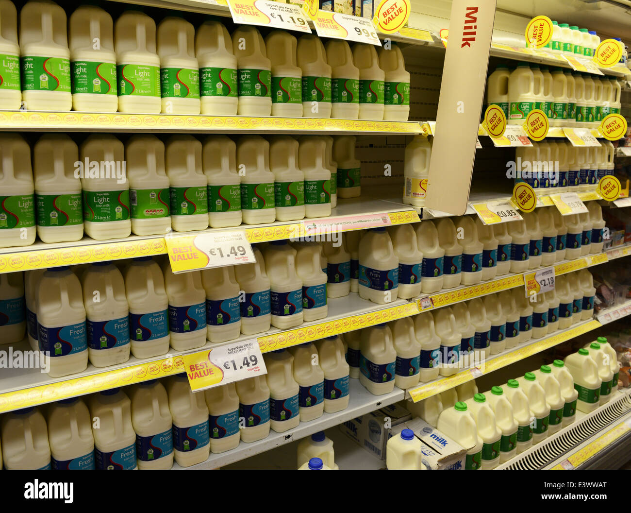 Supermercato latte Foto Stock