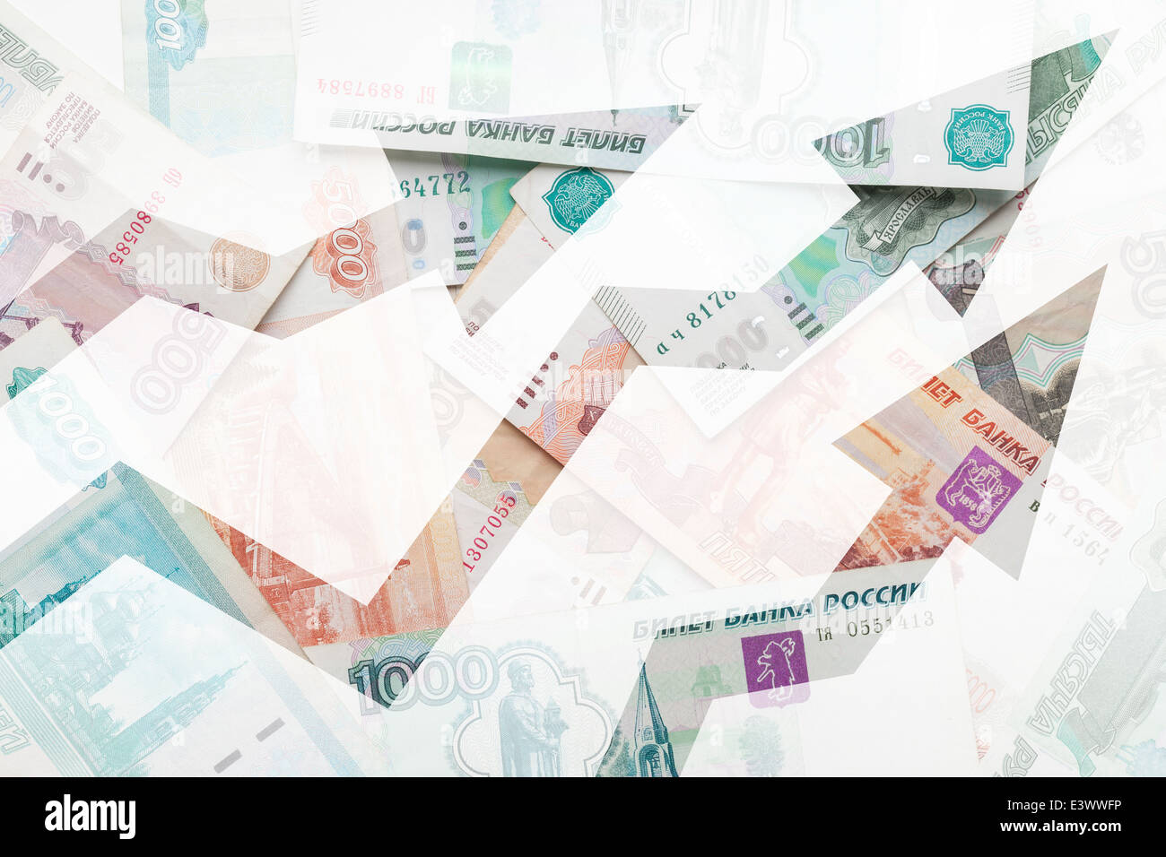 Russo sullo sfondo di denaro con crescente frecce di trend Foto Stock