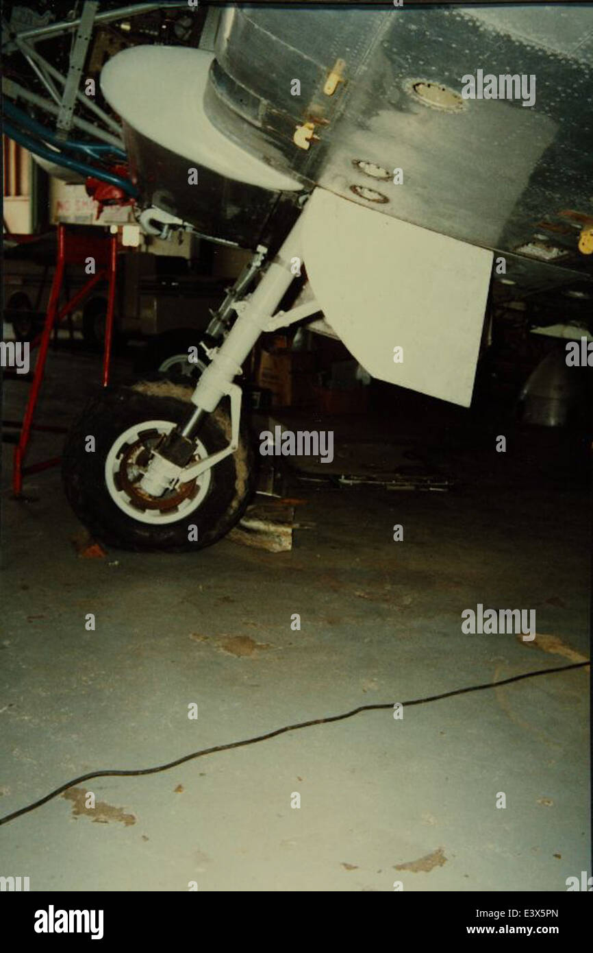 Il Fairey AS-6 è un aereo anfibio britannico progettato per la ricognizione navale. Questa variante MK-J, esposta al San Diego Air and Space Museum, presenta un design biplano comunemente usato durante gli anni tra le due guerre per le pattuglie marittime. Foto Stock