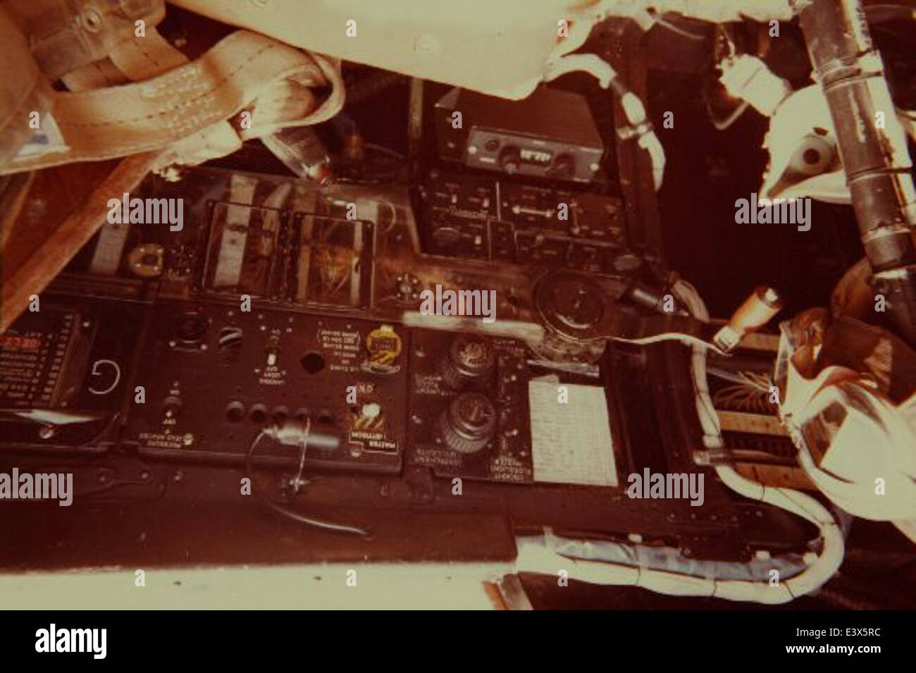 Il Fairey AS-6 era un aereo da guerra antisommergibile britannico sviluppato durante la Guerra fredda. Questo aereo, designato MK-J, faceva parte della serie MK 47, progettato per operare da portaerei e pattugliare i mari per potenziali minacce sottomarine. Foto Stock