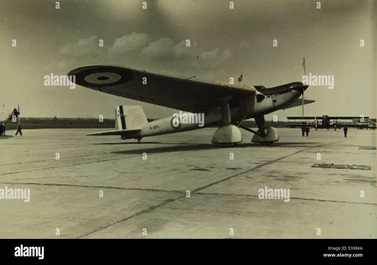 Una mostra al San Diego Air and Space Museum che mostra il ruolo della Fairey Aviation nella progettazione di aerei e aerei. Foto Stock